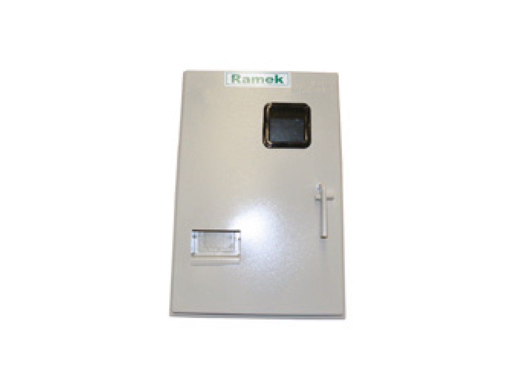 Caja Univ. para Medidor. Trif. EM-0118 rev.2